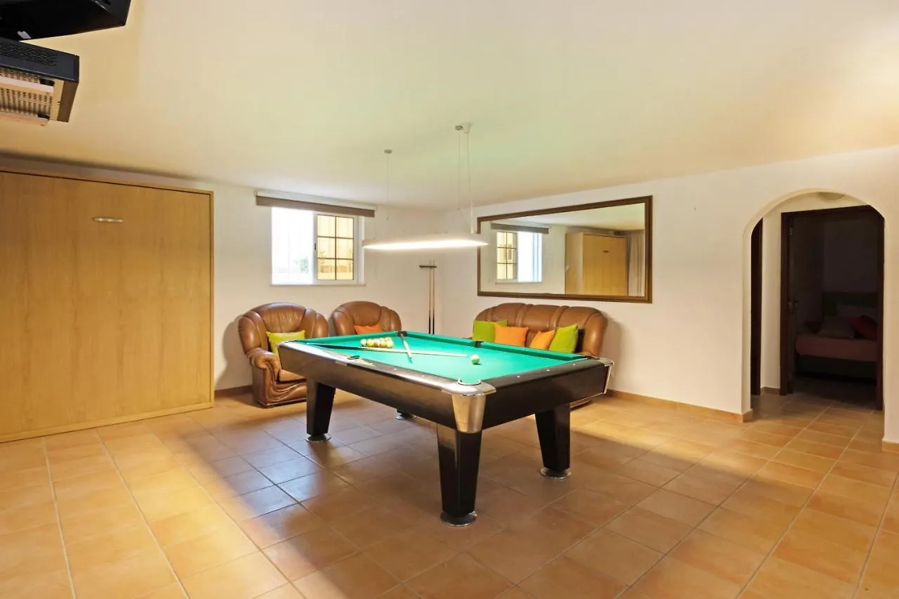Villa Morais By Algarve Vacation Guia  Guia (Faro)